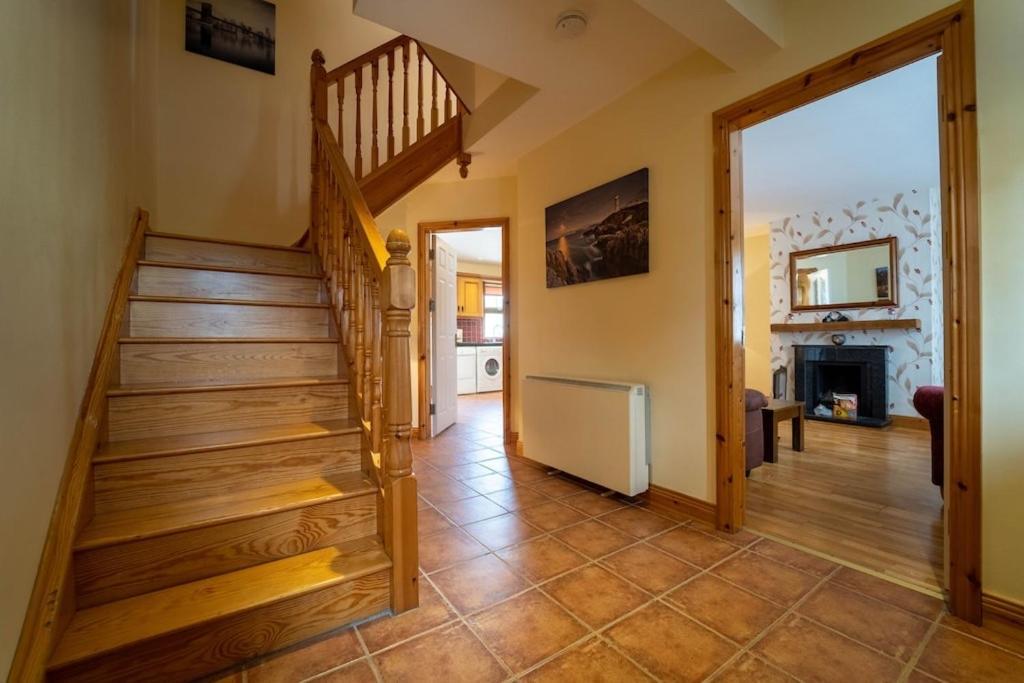 Burnham View Villa Dingle Exterior photo