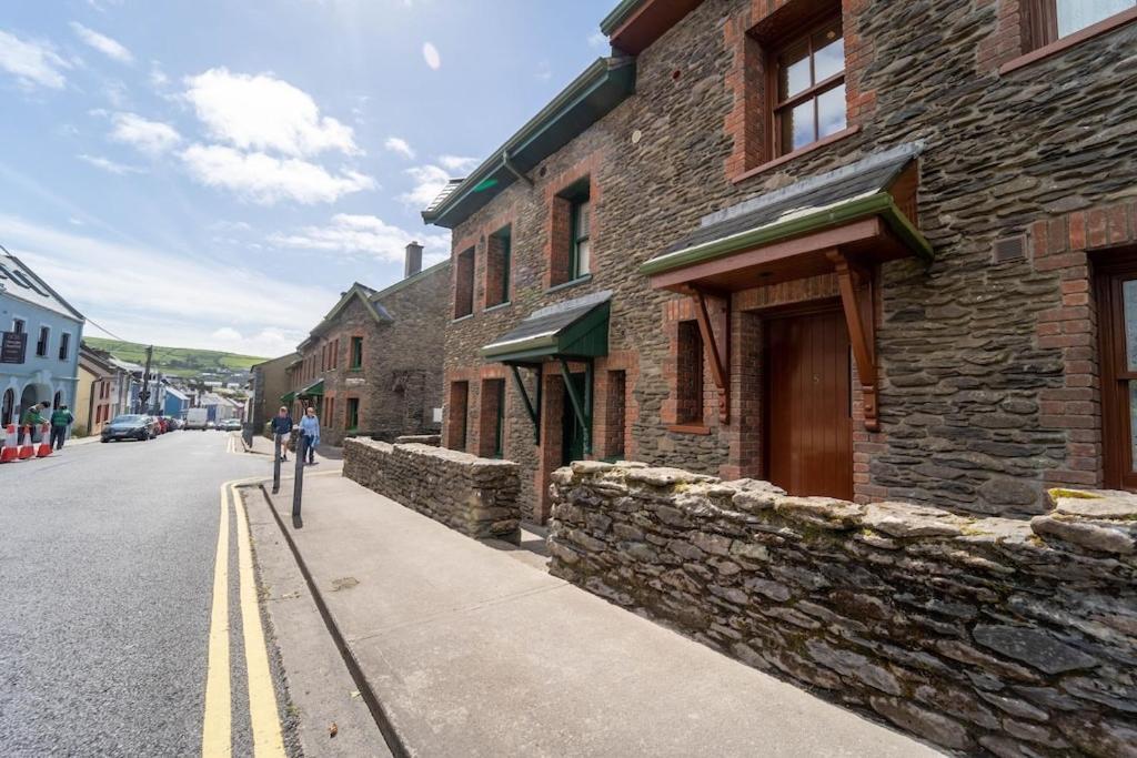 Burnham View Villa Dingle Exterior photo